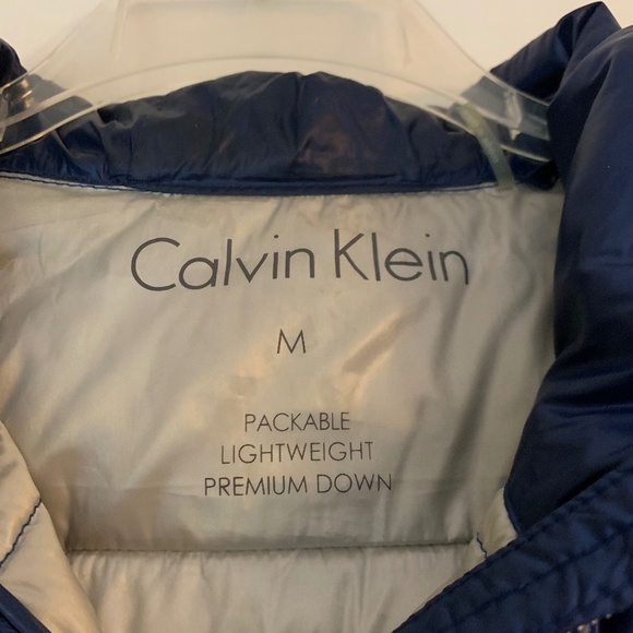 Calvin Klein royal blue packable lightweight down filled hooded jacket - Picture 2 of 7